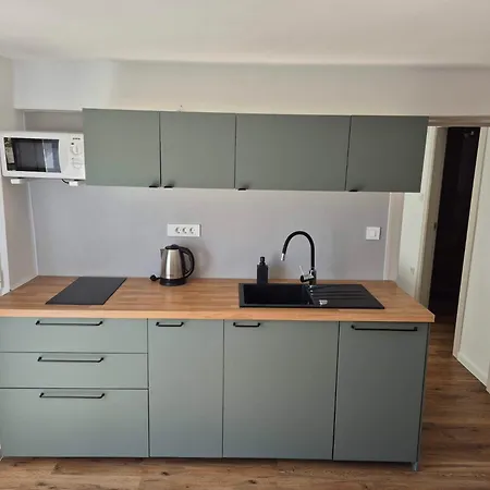 Marzic Apartament *